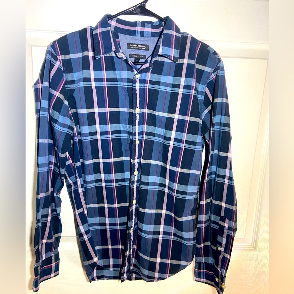 Mens Banana Republic button down shirt grant fit men’s size small